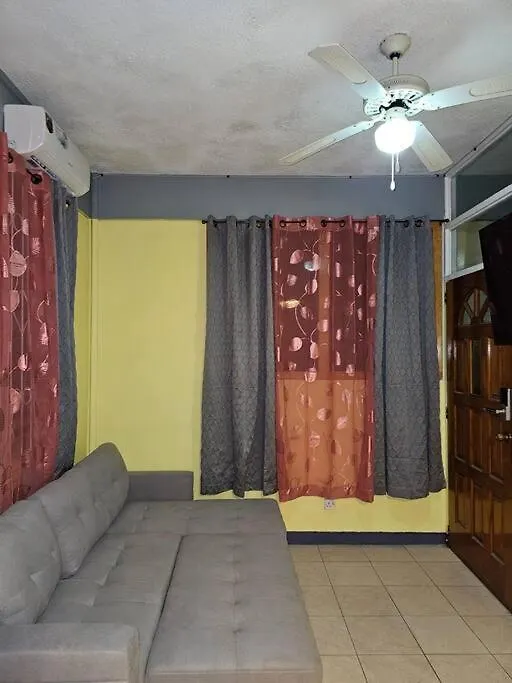 Apartment Alexander'S Place Roseau